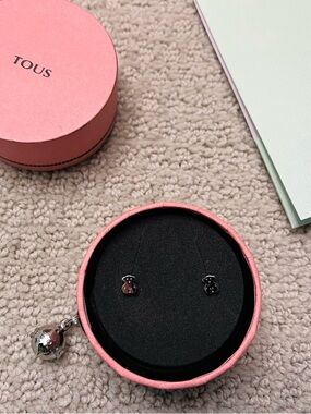 Authentic TOUS 18K White Gold Baby Bear Stud Earrings